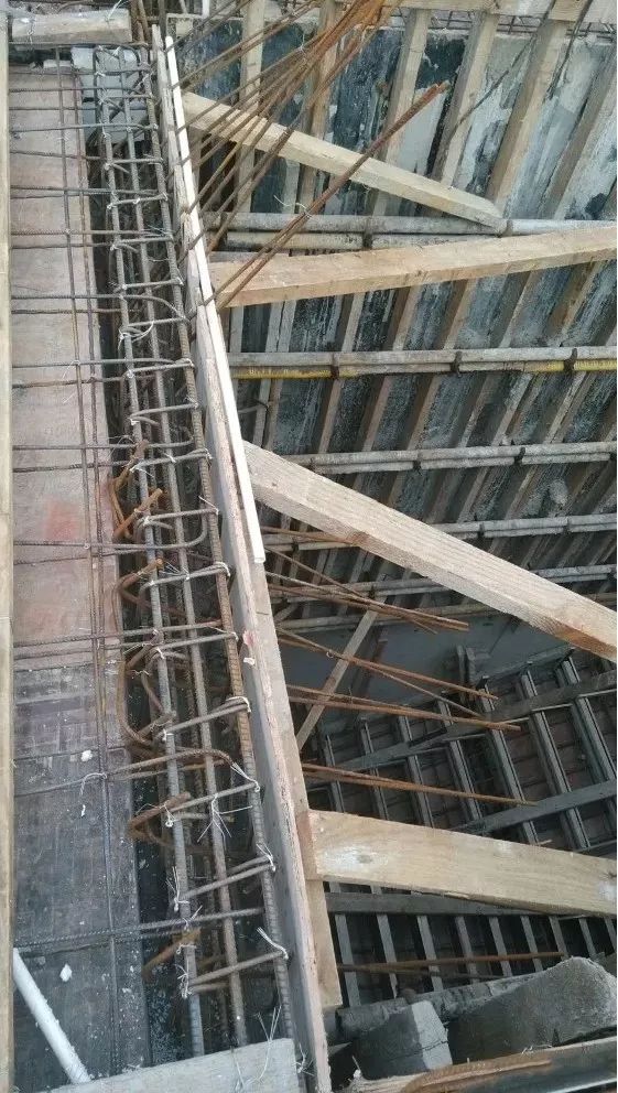 楼梯施工缝位置怎么留?施工现场真的留对了吗?_要求