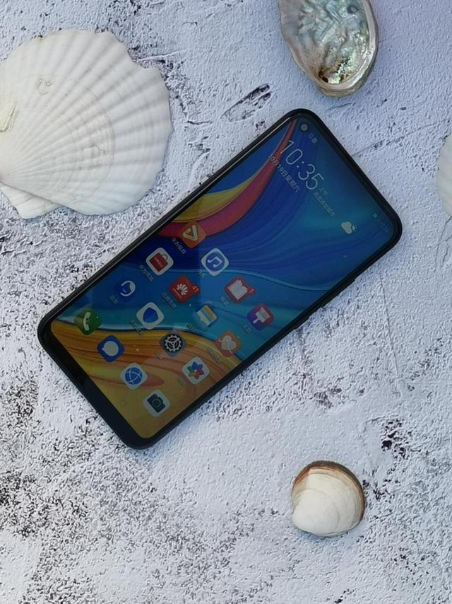 639英寸极点全面屏华为畅享10体验更带感