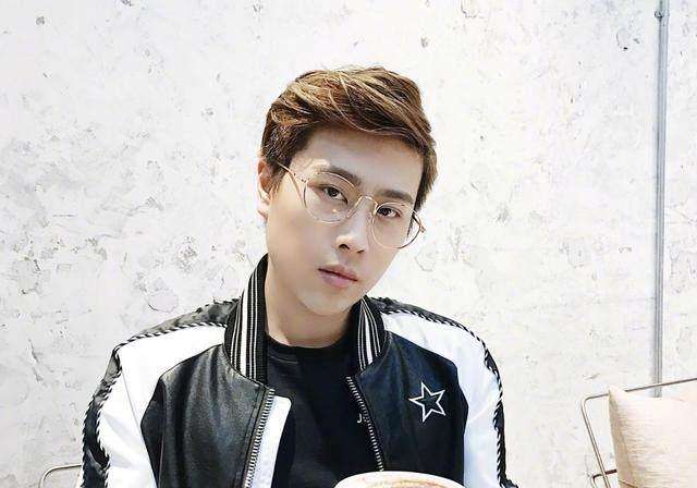 卢本伟战队的名单曝光两位ti冠军选手名列其中真就银河战舰呗