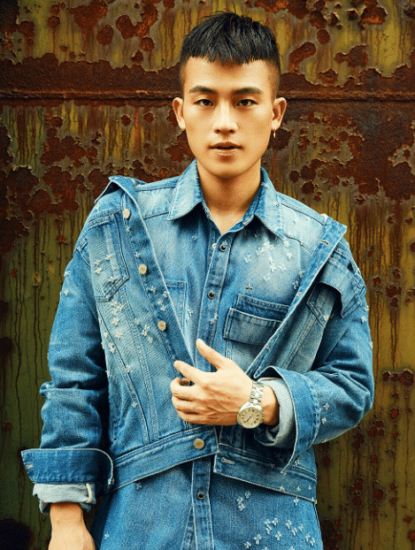 欧豪被爆新恋情?深夜车库对话被拍,女方比他大7岁!_秦岚