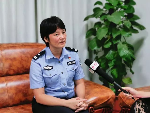 最美基层民警陈慧芬舍小家为大家无怨无悔