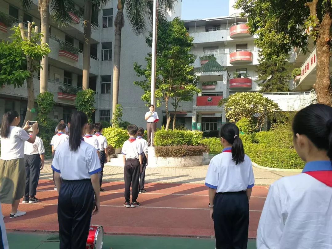 金珠小学邀请法律顾问开讲法治教育专题讲座