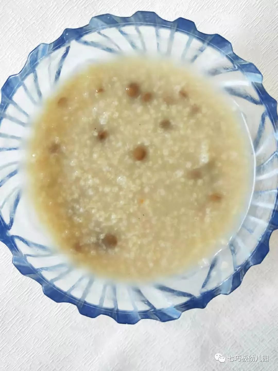 77扁豆小米稀饭 花样卷 西芹粉丝早餐能量满满的星期一