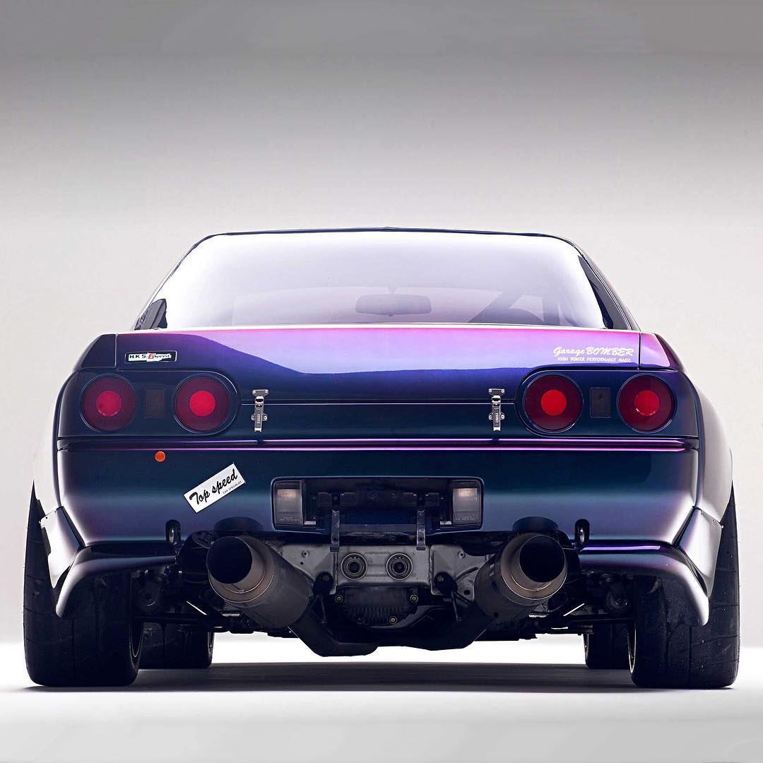 日产gt-r skyline r32拥有唯美的改装风格!