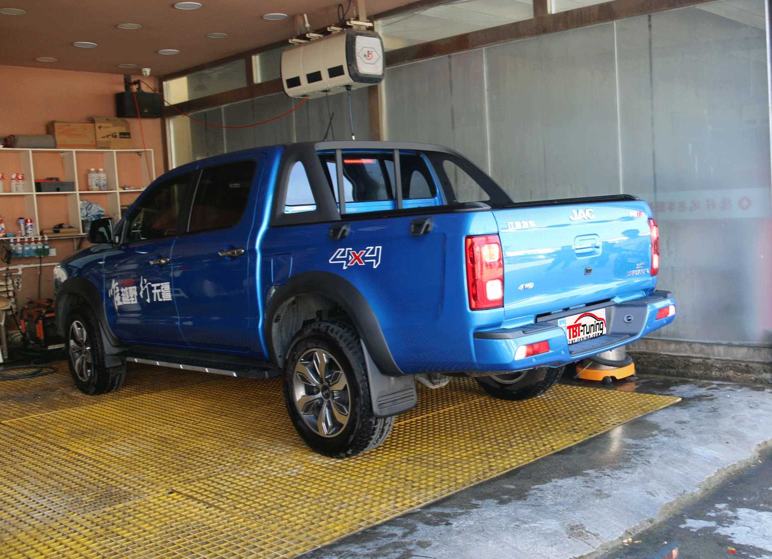 江淮帅铃t8皮卡刷动力ecu改装:老张你这要求有点过分.