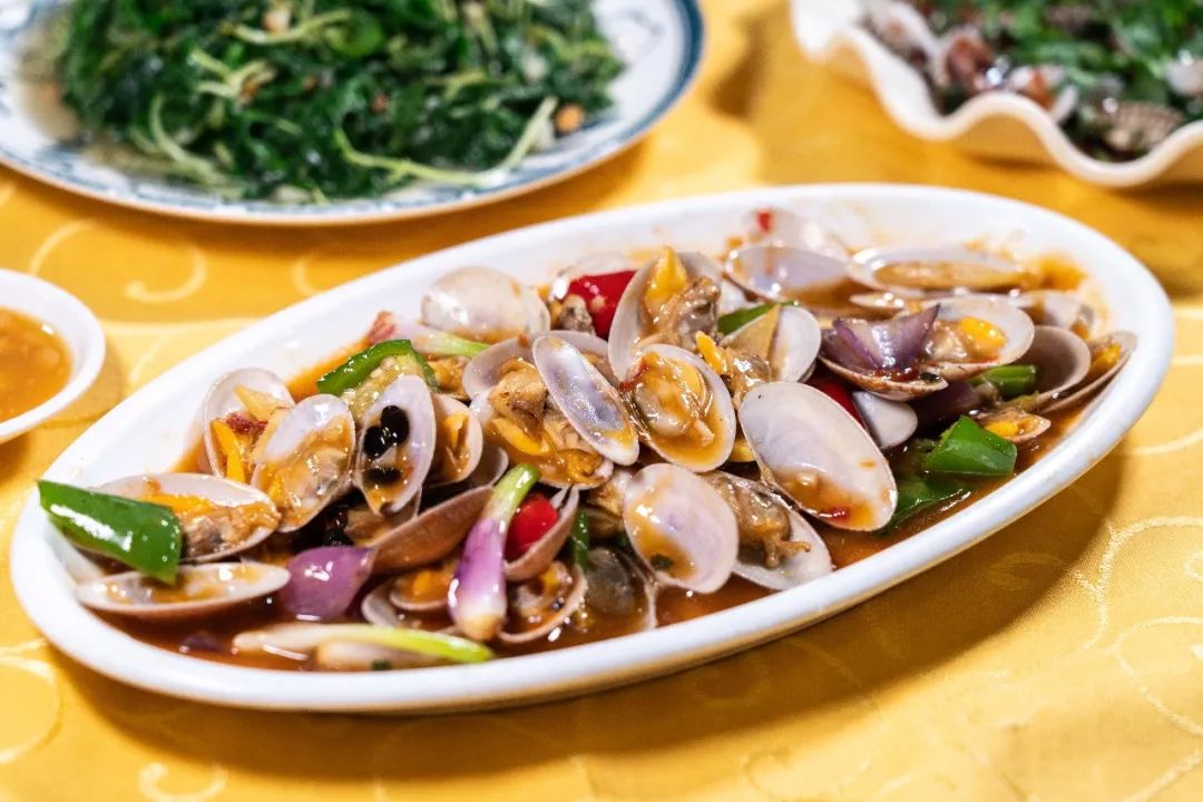 东晓南的潮汕砂锅粥建议你饿一顿再来