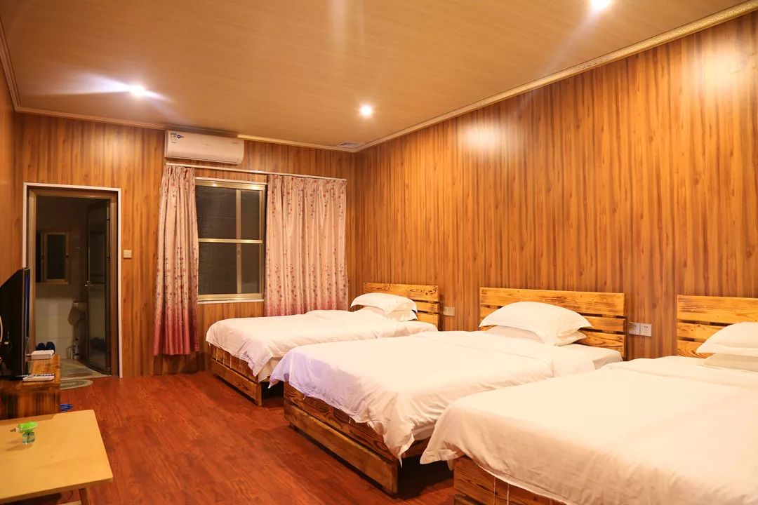 清远199元入住大罗山森林木屋畅享竹林氧吧摘果捉鱼游泳唱k台球兵乓球