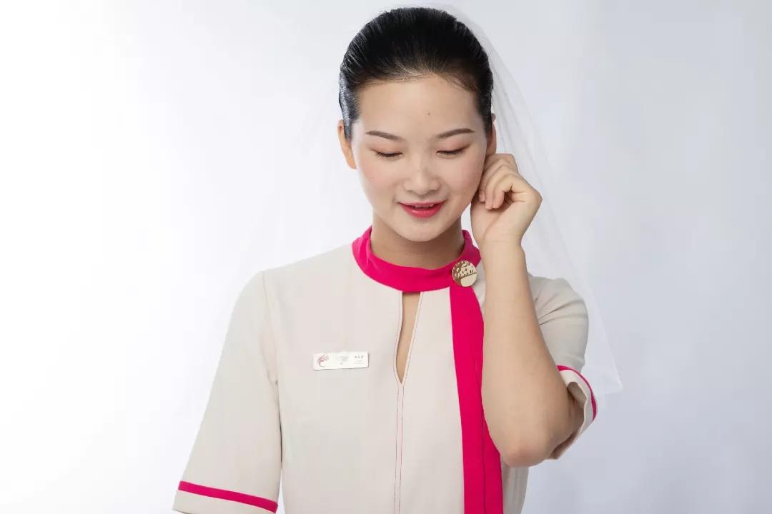 刘雪妮空中乘务专业浙江长龙航空客舱乘务员" 空乘,就如同一张免费