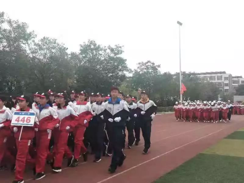 开展阳光跑操,绽放青春风采 ——大同一中北校初三年级跑操比赛纪实