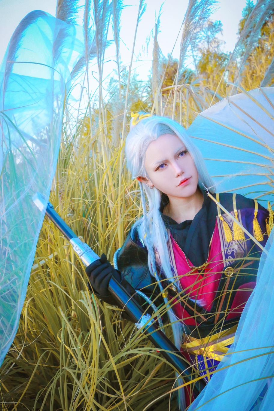 紫薇软剑cos正片,帅到窒息的男人