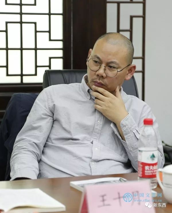 今日头条罗日新工业题材长篇小说钢的城研讨会在京举行看看哪些评论家