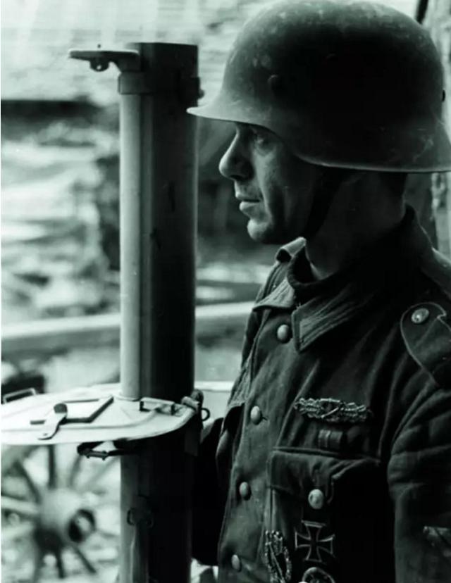 二战1944年诺曼底9月梅斯战役死守不退的十七伯利辛根装甲掷弹师