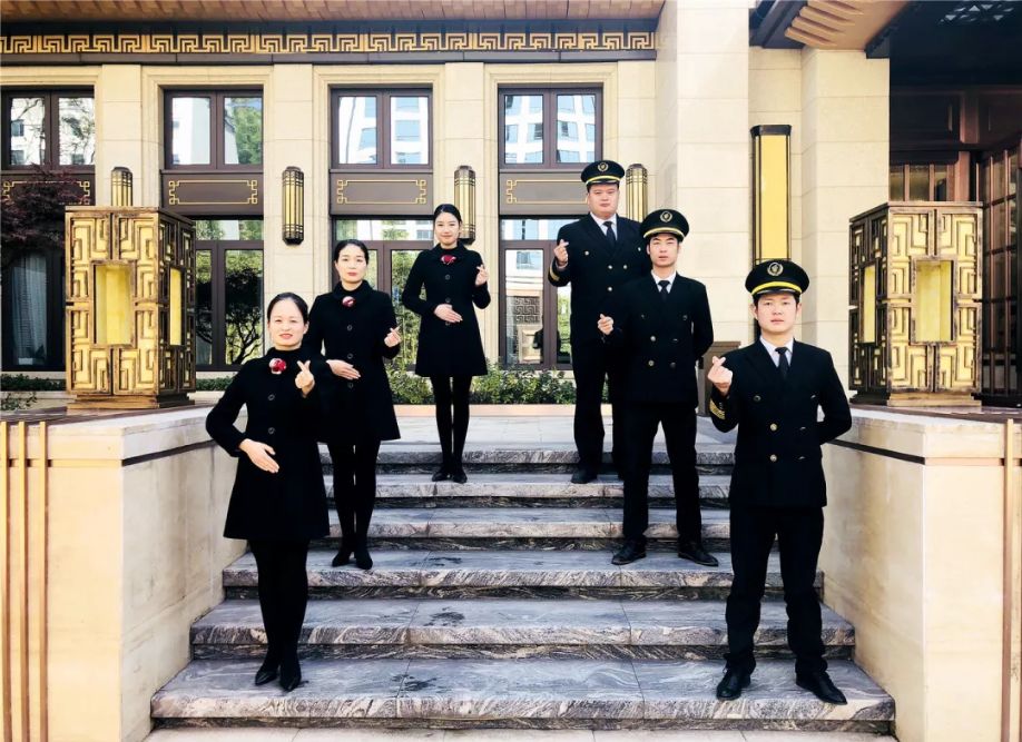 中梁物业通过日训,夜巡,月检,季查的内部管控,定期维护硬件设施,定期