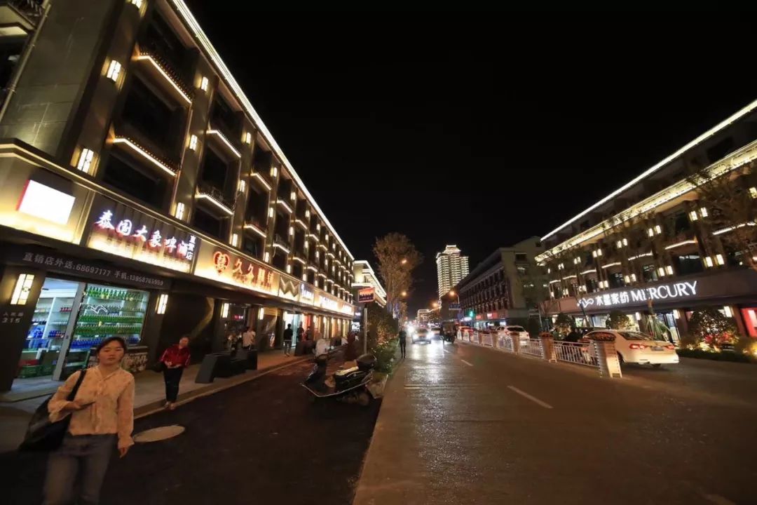 美美哒龙港市网红街人民路亮灯啦