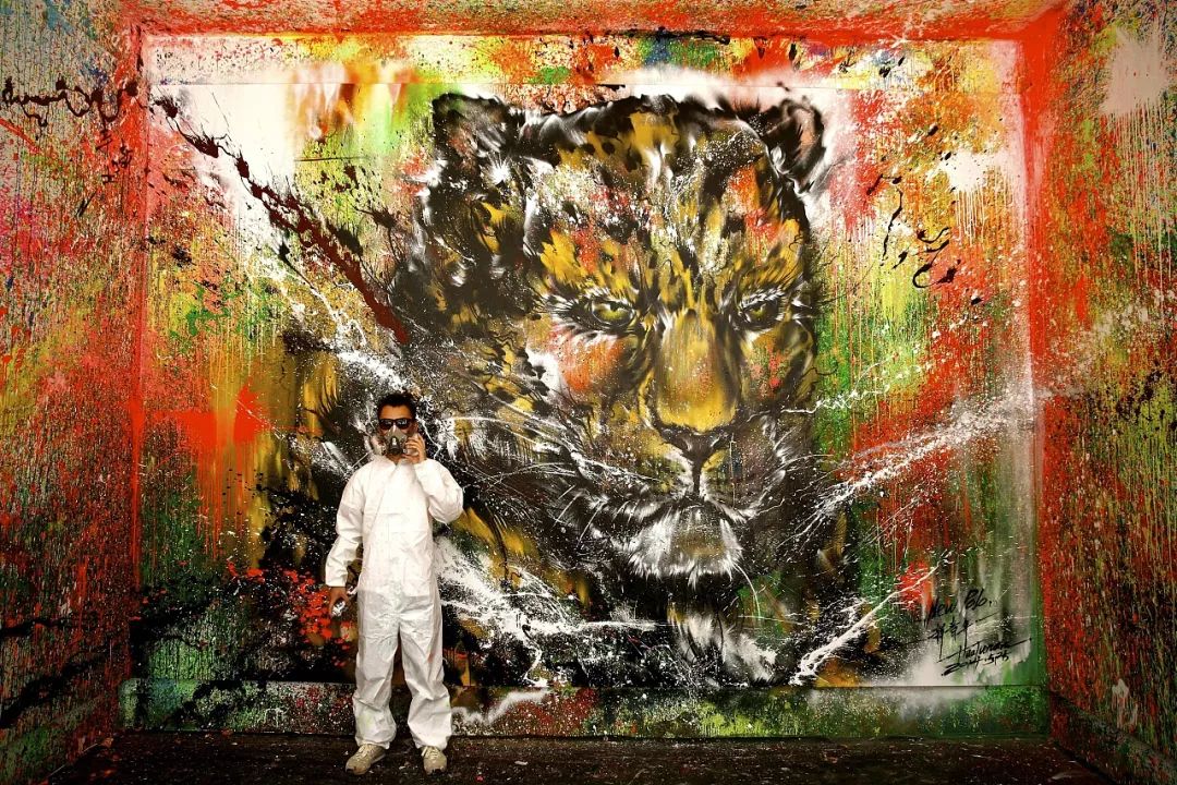 他是中国最年轻的90后涂鸦艺术家把国画和涂鸦玩到极致