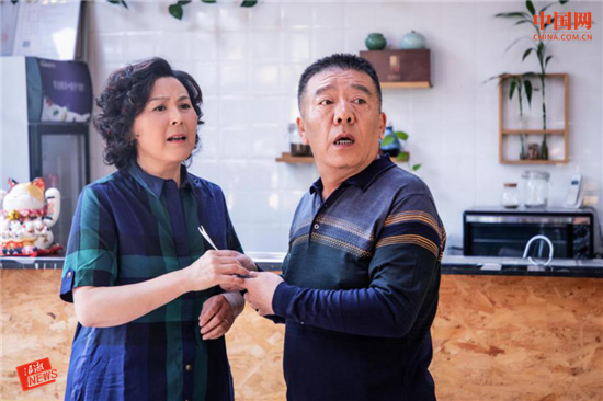 他们分别是上影演员崔杰,陈红梅