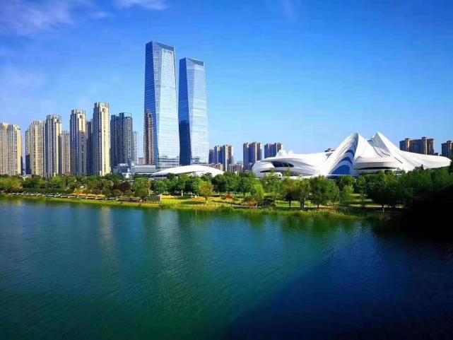 鞠萍海清助力金茂岳阳品牌发布会10月28日会展中心见