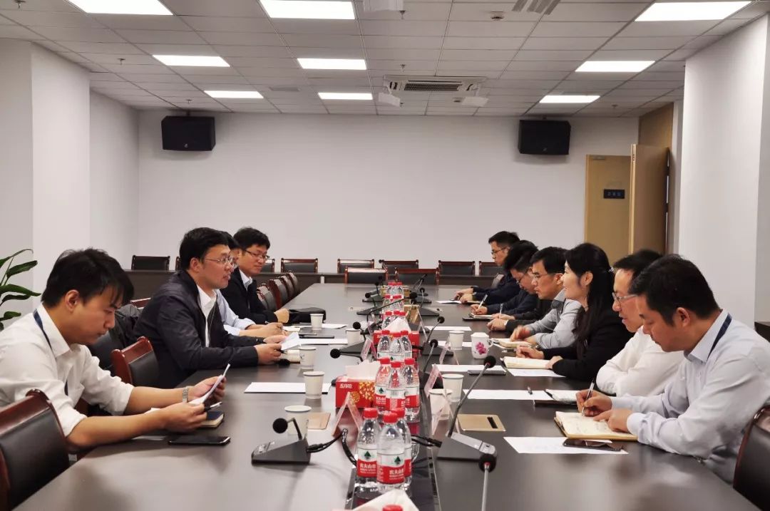 汇报了来我局调研科技创新工作张建成副市长带领科技镇长团一行5人