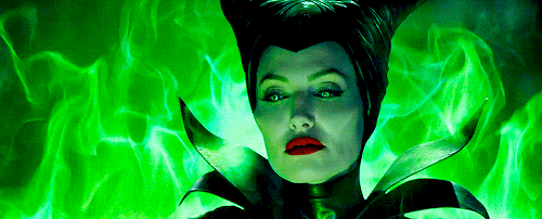 王之藐视,你感受下:黑化后,一个眼神让你自动送上膝盖,秒变抖m:黑化前