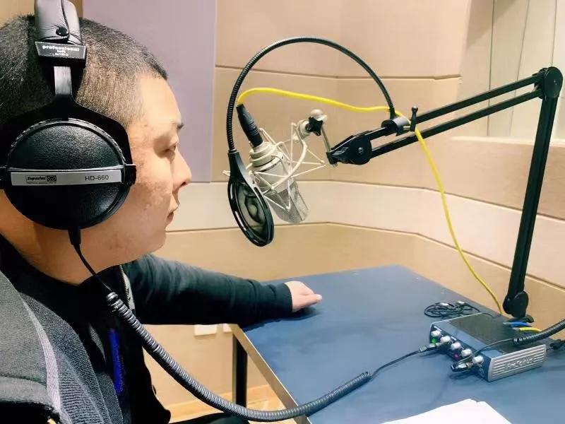 原创有声书主播上榜福布斯内容创业正进入音频时代