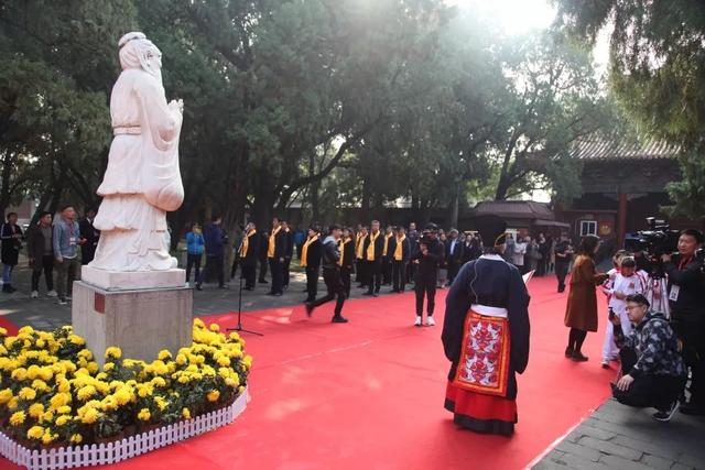 「儒教」北京孔庙举行祭孔大典,以明代《嘉靖释奠仪》为主要依据-搜狐大视野-搜狐新闻