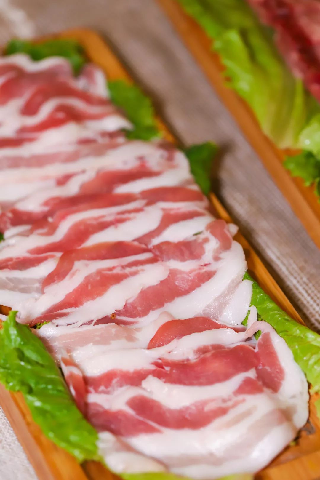 燃爆新余的瓦片烤肉37折吃哭老板