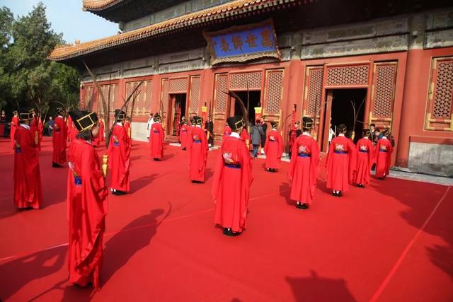 「儒教」北京孔庙举行祭孔大典,以明代《嘉靖释奠仪》为主要依据-搜狐大视野-搜狐新闻