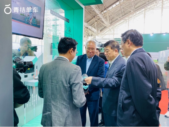 青桔单车亮相中国国际循环经济展行者鞋获得一致好评