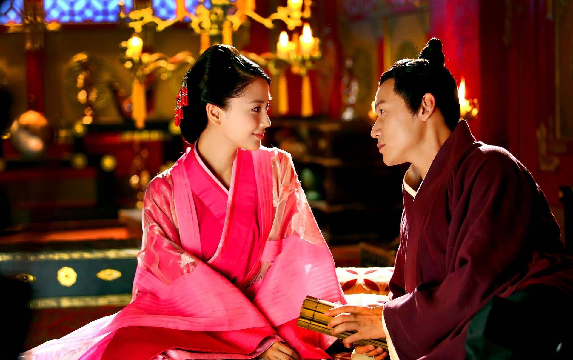 影视剧里的汉朝服饰大多错了历史上的汉服有这些特点