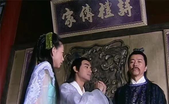 原创聊斋之秋容与小谢她为情所困终成灰飞三种束缚下人生悲喜剧