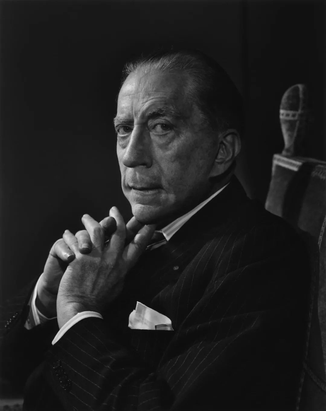 靠开采石油发家,被称为石油怪杰,保罗·盖蒂(paul getty)的大名,熟悉