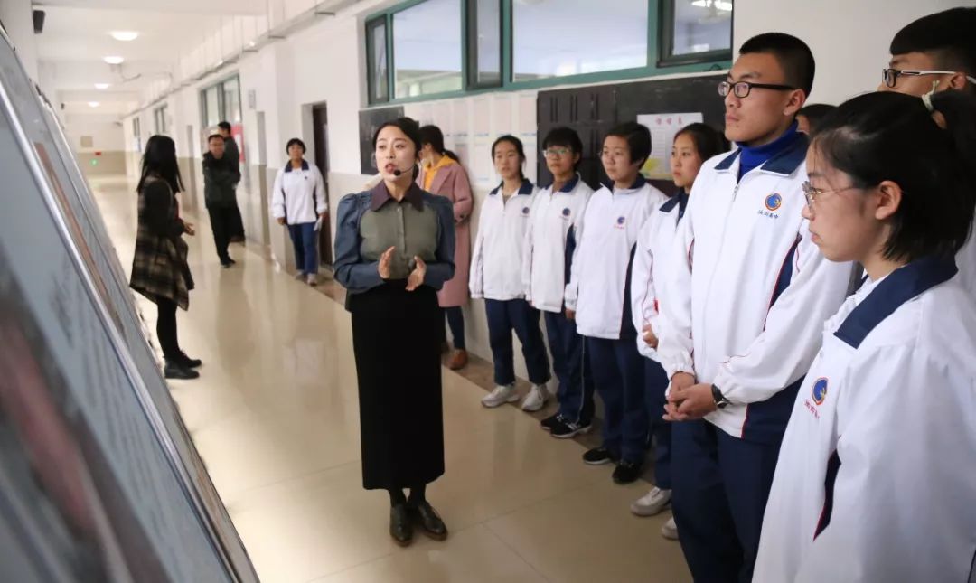 吉林油田高级中学校花图片