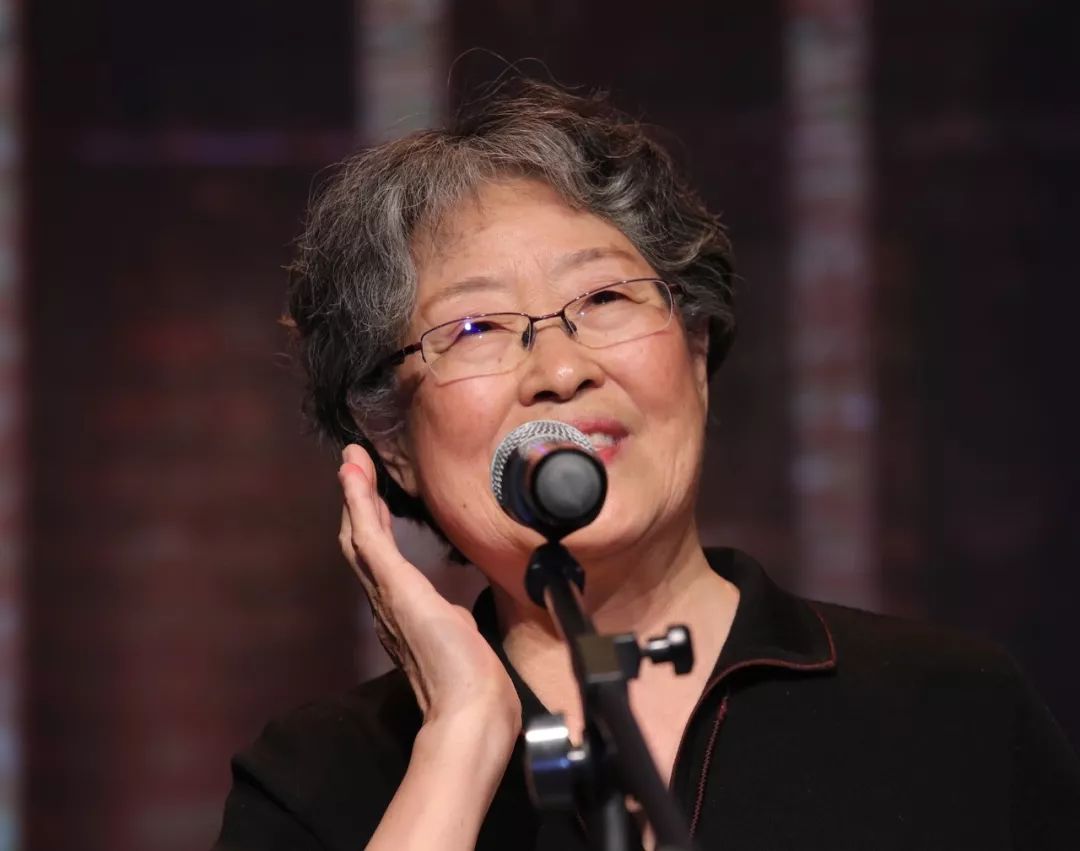 二等奖获得者:温莹洁二等奖获得者:王笑雷三等奖获得者:谢玉梅三等奖