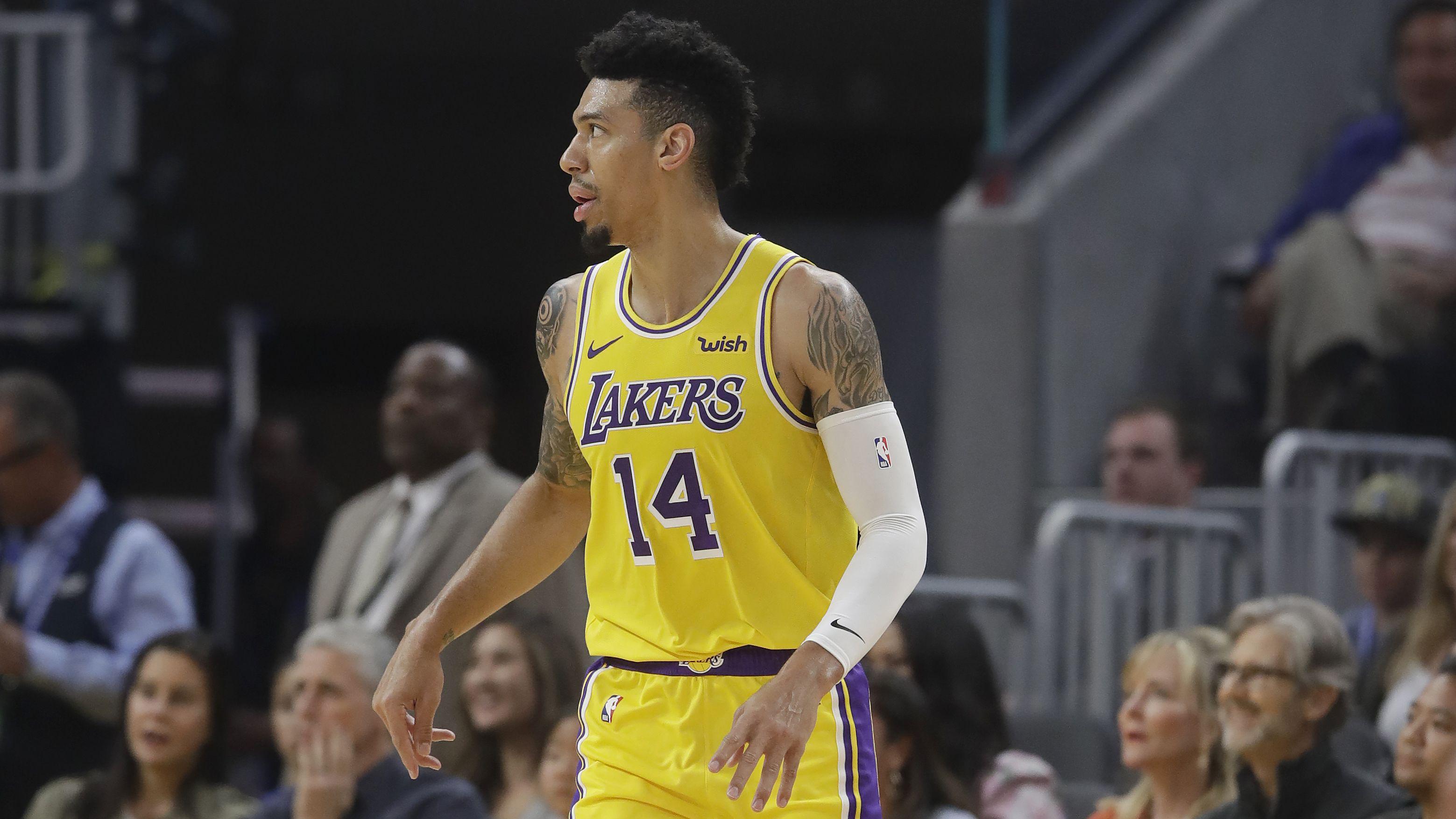 湖人新援首秀即破纪录,获多人盛赞?这回应够谦虚_格林