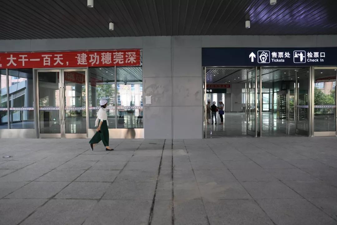 望牛墩站,东莞西站,洪梅站,东莞港站,厚街站,虎门北站,虎门东站,长安