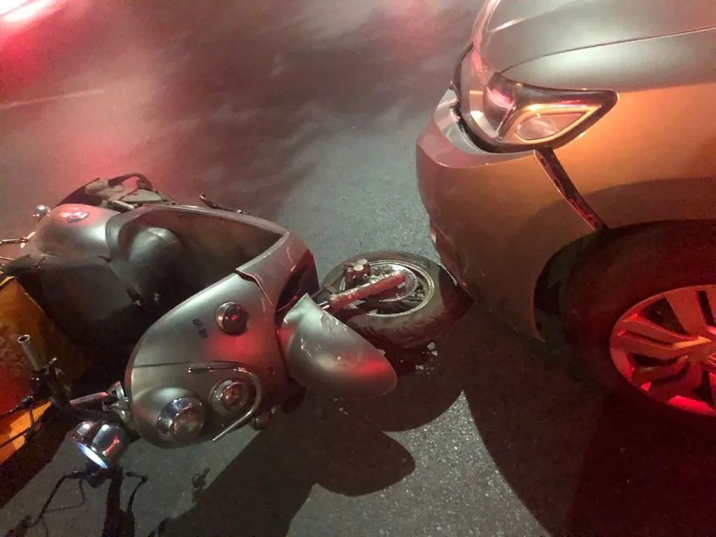 桂林谁认识这个骑电动车的?要火了