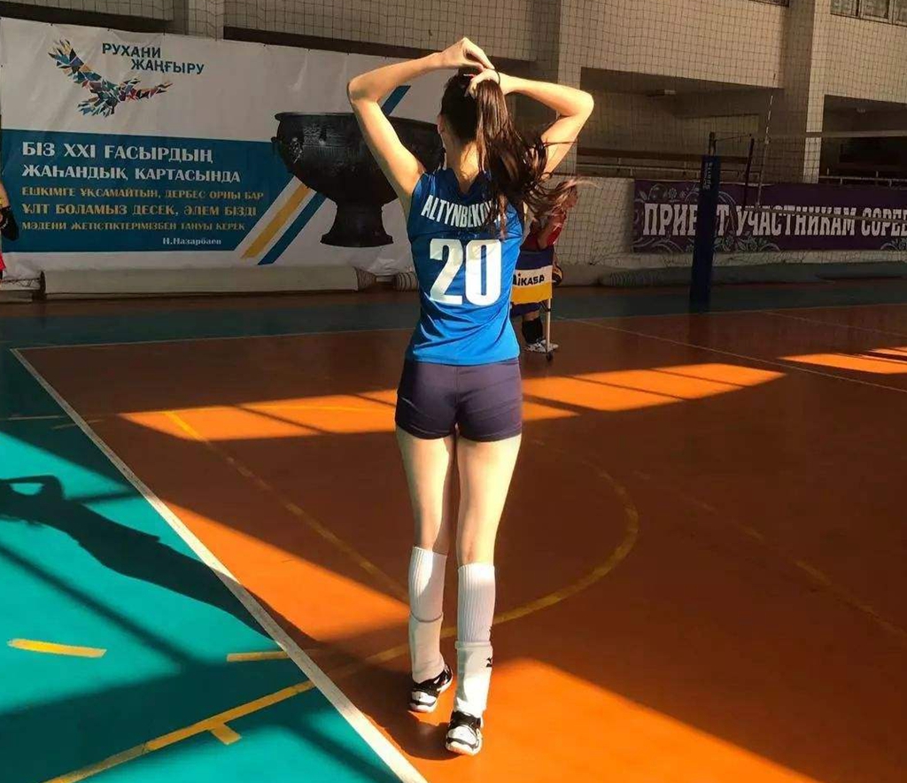 对于莎宾娜,很多喜欢女排的球迷朋友们都非常的熟悉.