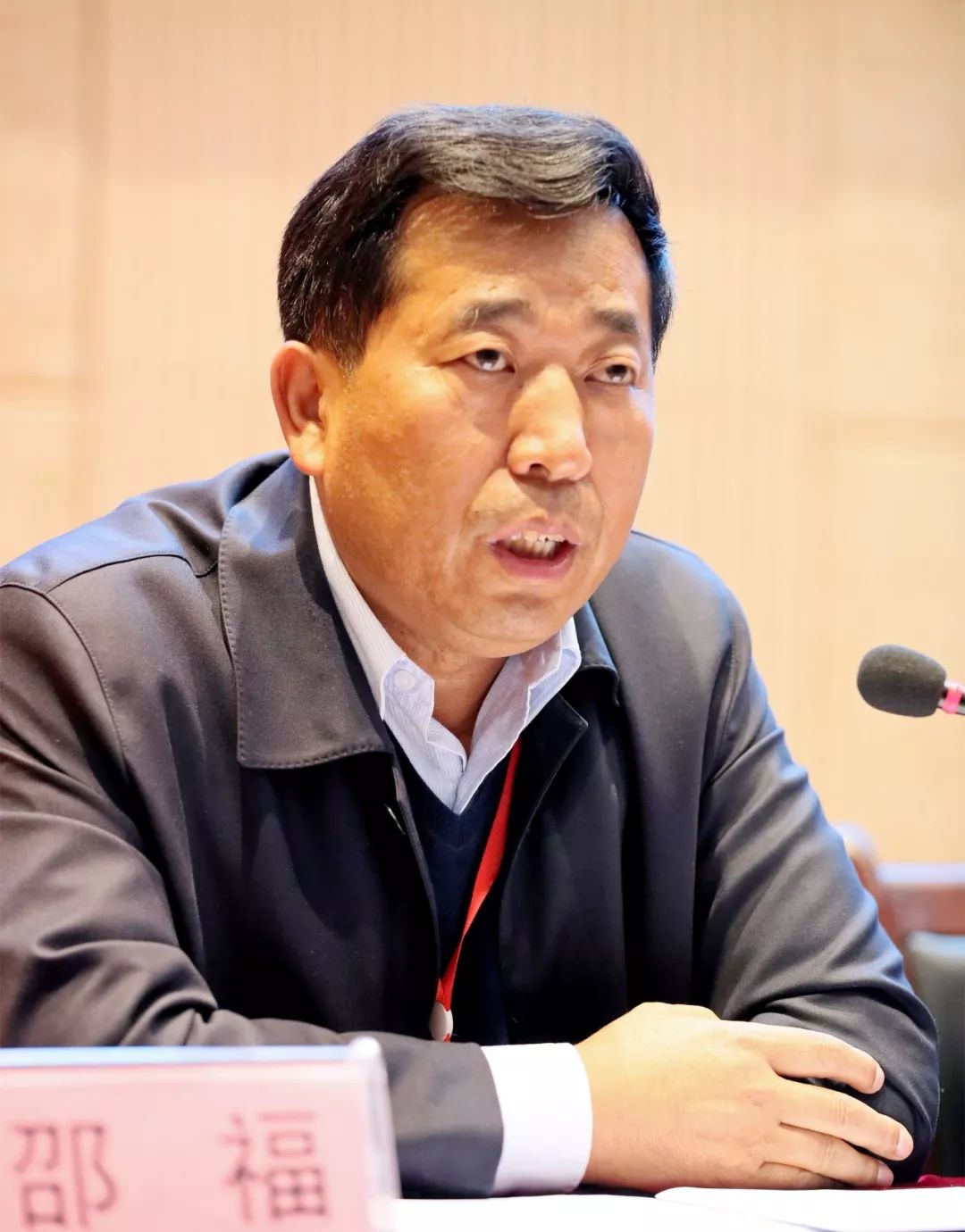 邵福代表省教指委致辞,他说,职业教育的重要地位与