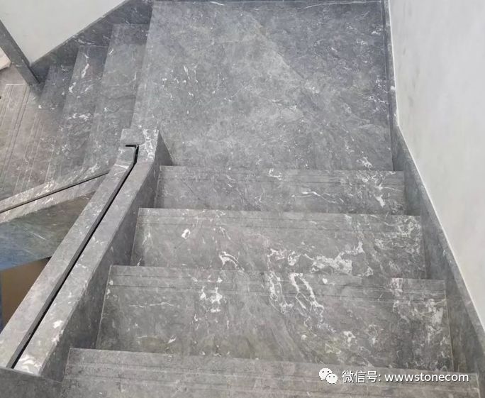 石材楼梯装饰装点出一个与众不同的家