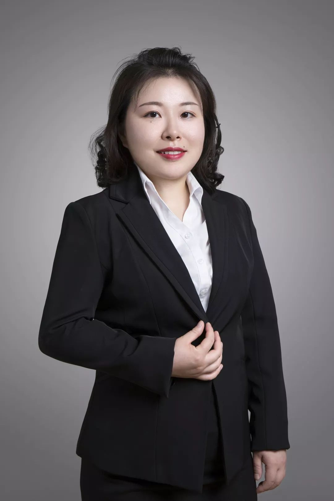 李妍顾顺德周三15:30-17:30计算机基础第7,12周姚 鸽周一17:00-18:30