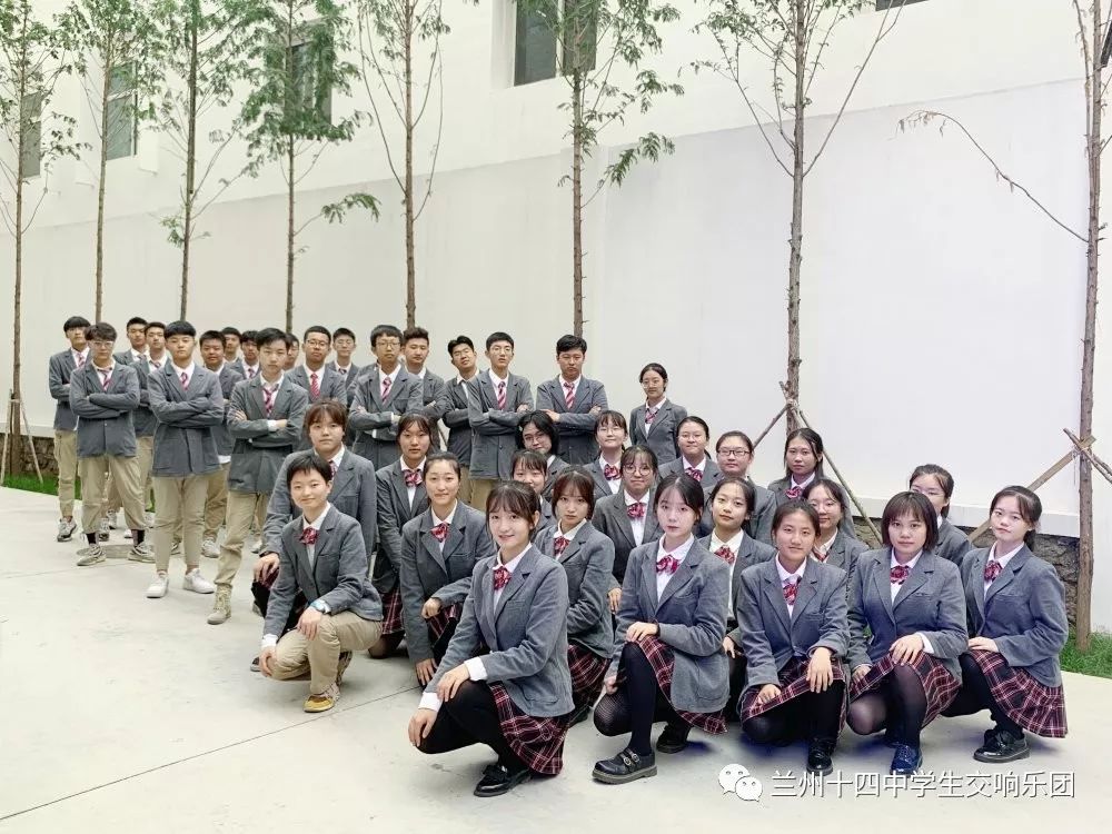 兰州十四中合唱团再摘桂冠