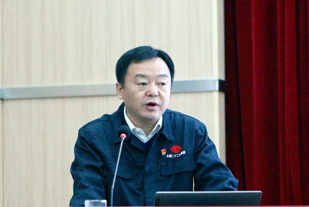 中国二十二冶集团副总经济师,市场部部长马建民结合市场营销工作作三