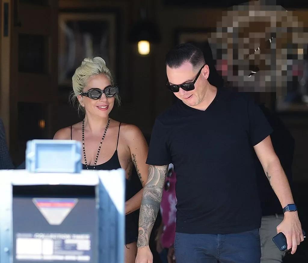 ladygaga宣布与男友分手盘点gaga历任魅力男友