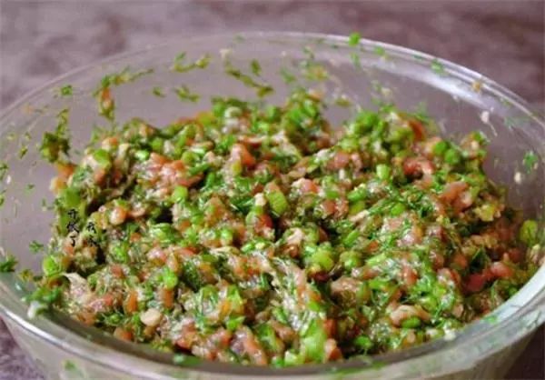 拌饺子馅时多加1步饺子更鲜更嫩调馅正确步骤分享给你