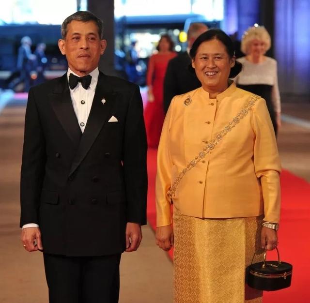 泰国王妃被褫夺封号仿佛看了一出现代版甄嬛传