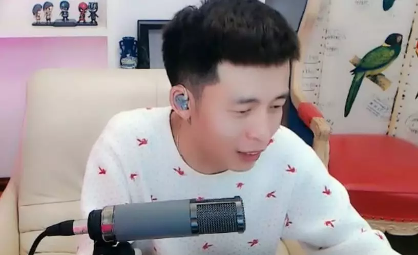 神豪平生木子丰投资上亿做yy第一公会女电母连谋坑神豪摩尔遭曝光