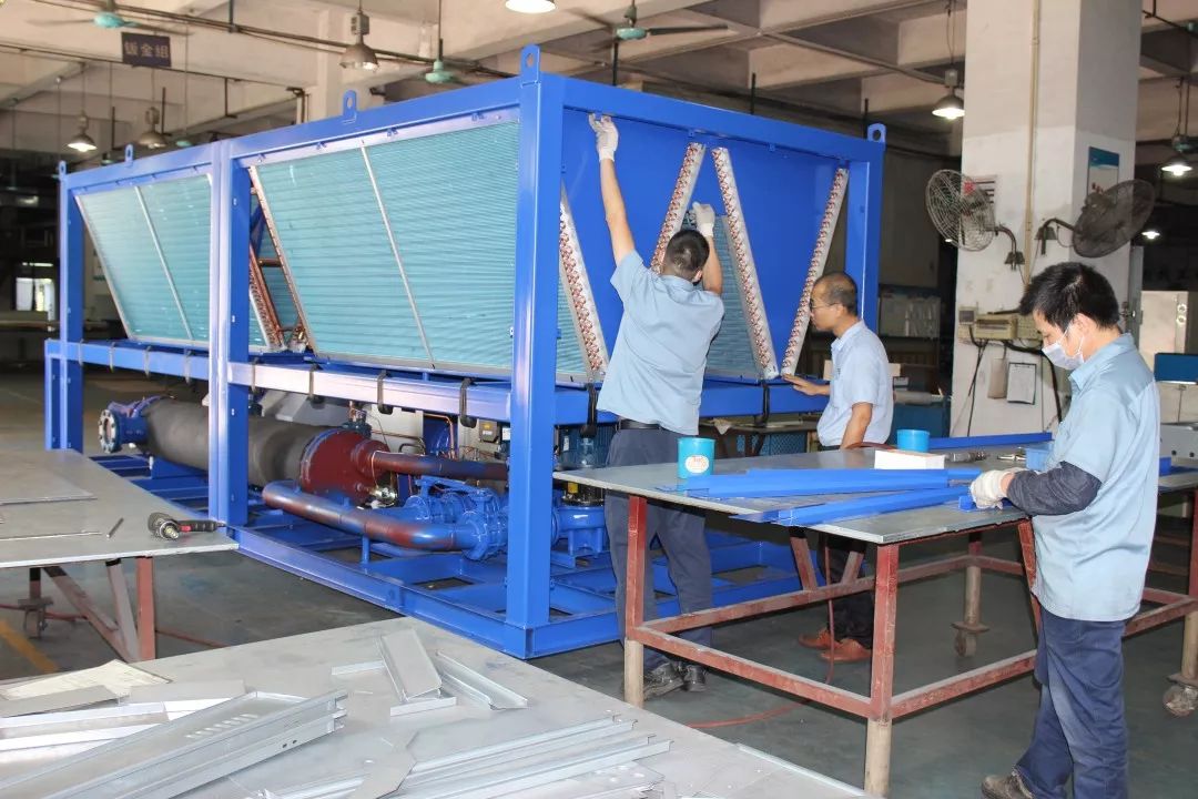 溜冰场专用机组产生历程