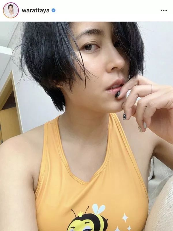 推嫂jui如此造型太抢眼靓丽短发秀出全新自我