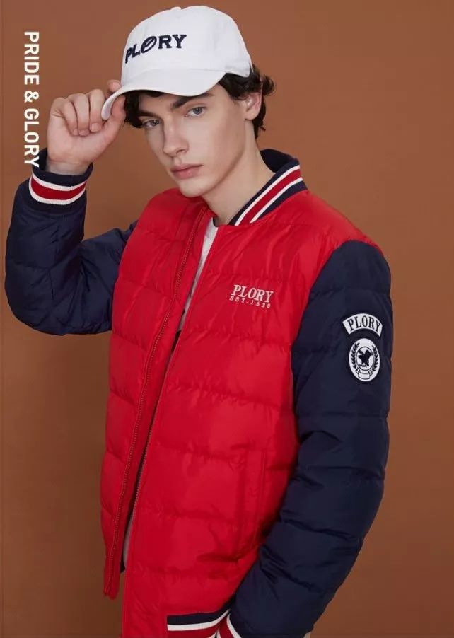 棒球款轻羽绒服look 1action是时候开启一场穿搭变"型"记了向经典致敬