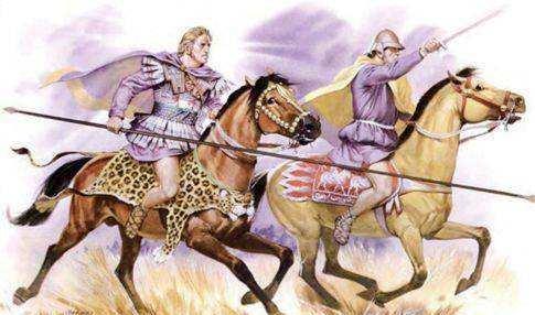 他把近卫骑兵,帖撒利亚骑兵,长枪骑兵和派昂尼亚骑兵相继调到自己身边